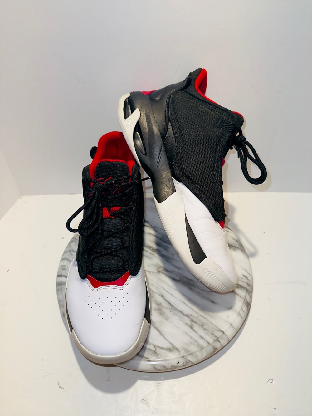 NIKE Jordan Max Aura 4 DN3687-061 Black White Gym Red Basketball SIZE 12